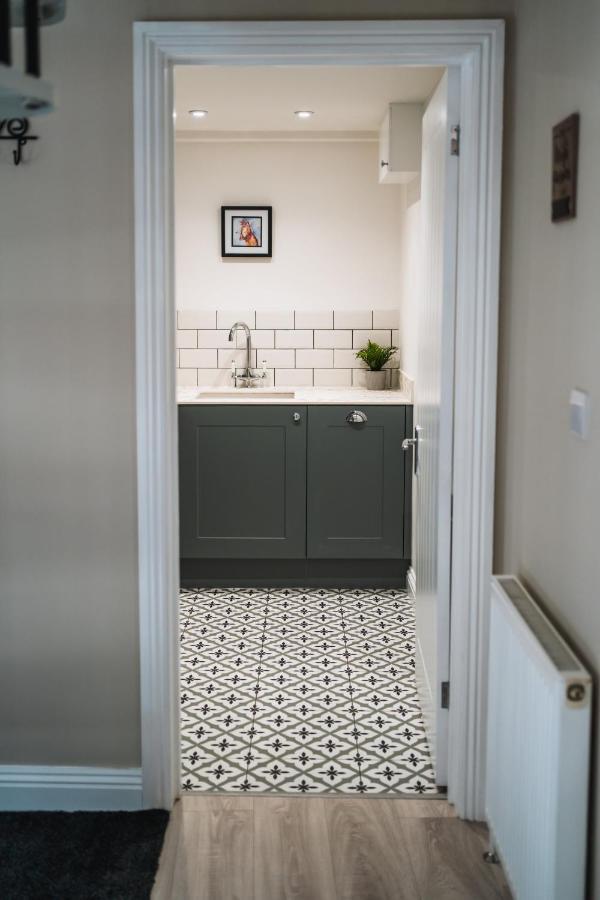 Otter'S Pocket Apartment Blandford Forum Exterior foto